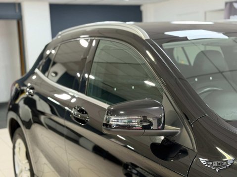 Mercedes-Benz GLA 2.1 GLA220d Sport (Premium) 7G-DCT 4MATIC Euro 6 (s/s) 5dr 14