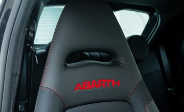 Abarth 695 Competizione 14