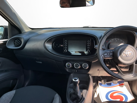 Toyota Aygo X 1.0 VVT-i Pure 5dr 13