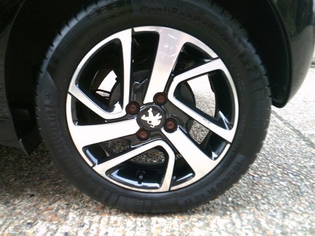 Peugeot 108 ACTIVE ONLY 21,000 MILES FROM NEW 16