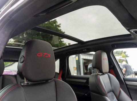 Porsche Cayenne GTS 13