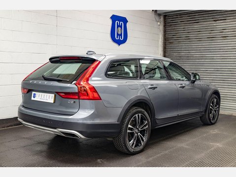 Volvo V90 2.0 D5 PowerPulse Auto AWD Euro 6 (s/s) 5dr 4