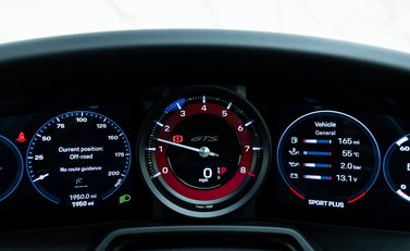 Porsche 911 Carrera 4 GTS (992) 13