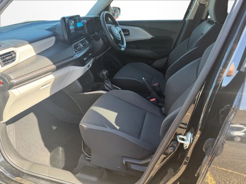 Suzuki Swift 1.2 Mild Hybrid Ultra Automatic 2