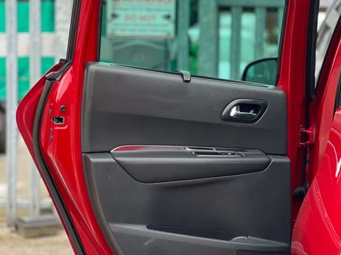 Peugeot 3008 1.6 3008 Allure e-HDi Semi-Auto 5dr 29