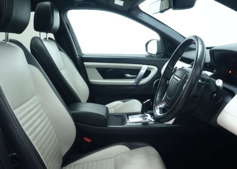 Land Rover Discovery Sport 2.0 Discovery Sport R-Dynamic HSE Auto 4WD 5dr 43