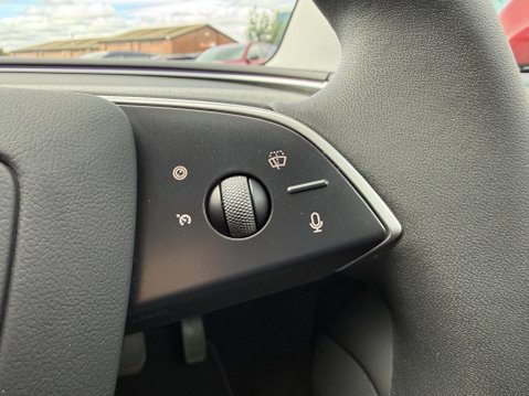 Tesla Model 3 Saloon 4dr Electric Auto RWD (208 ps) 37