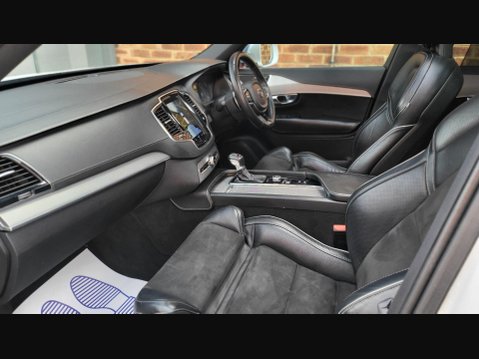 Volvo XC90 D5 POWERPULSE R-DESIGN PRO AWD 35