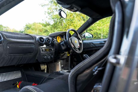 Ferrari F430 SCUDERIA. UK SUPPLIED. FULL FSH. GRIGIO CORSA RACING LIVERY. CARBON INT. 11