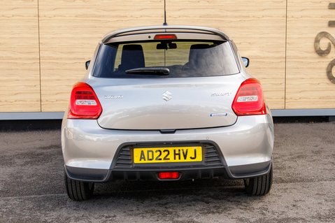 Suzuki Swift SZ5 DUALJET MHEV 6