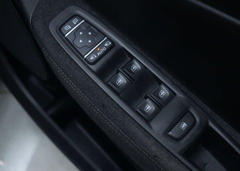 Renault Zoe Zoe Techno Boost Charge EV 50 5dr 43