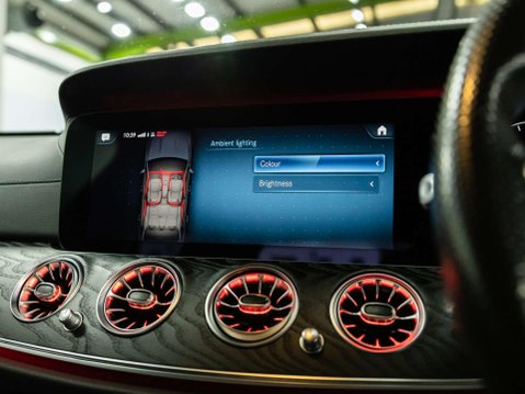 Mercedes-Benz E Class 2.0 E300de 13.5kWh AMG Line Saloon 4dr Diesel Plug-in Hybrid G-Tronic+ Euro 43