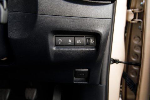 Toyota Aygo X VVT-I EDGE 11