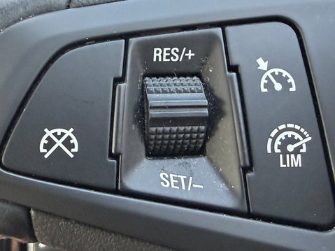 Vauxhall Corsa 1.4 Diamond 5dr 30