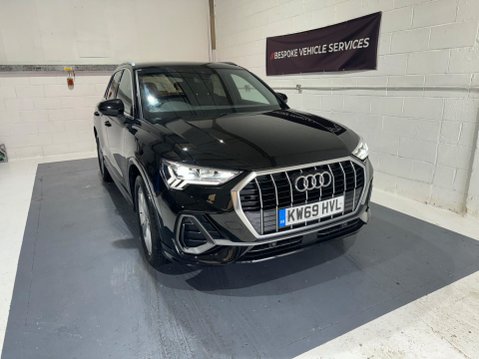 Audi Q3 1.5 TFSI CoD 35 S line Euro 6 (s/s) 5dr 3