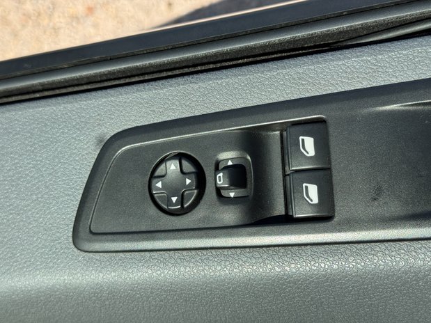 Vauxhall Vivaro AUTO LWB [SOLD SM] L2H1 Low Roof 3100 Dynamic Air Con SELECT 21