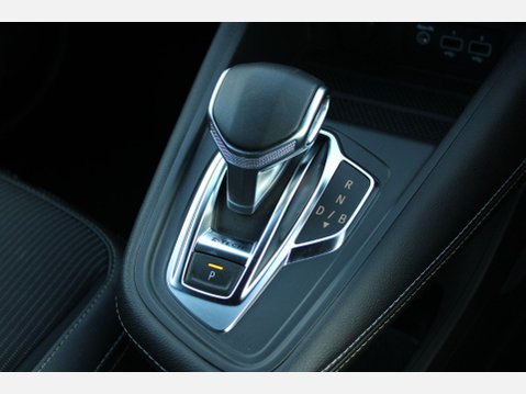 Renault Captur 1.6 E-TECH E-Tech engineered BOSE Edition Auto 21