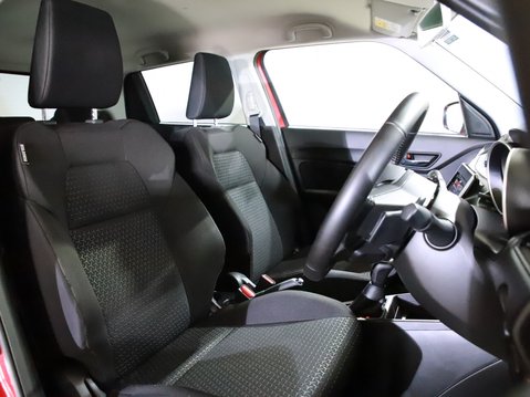 Suzuki Swift 1.2 Dualjet 83 12V Hybrid SZ5 5dr Auto 21
