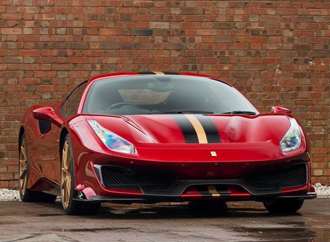 Ferrari 488 Pista 1