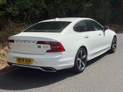 Volvo S90 2.0 S90 R-Design D4 Auto 4dr 32