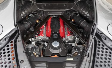 Ferrari SF90 Stradale 35