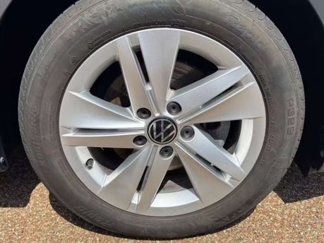 Volkswagen Golf 1.5 eTSI MHEV Life Hatchback 5dr Petrol Hybrid DSG Euro 6 (s/s) (150 ps) 27