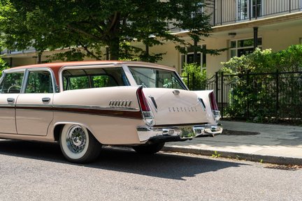 Chrysler New Yorker Town & Country Station Wagon 13