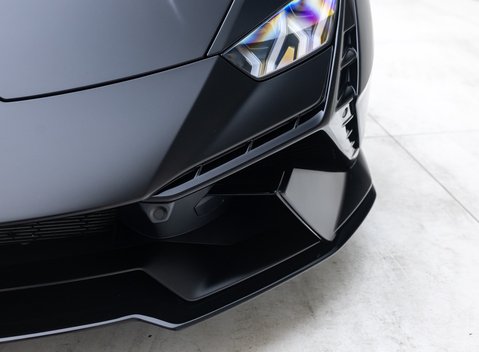 Lamborghini Huracan Tecnica 37