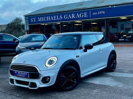 Mini Hatch 1.5 Cooper Sport Auto 3dr