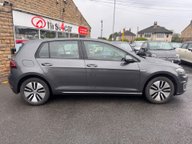 Volkswagen Golf E-GOLF 6