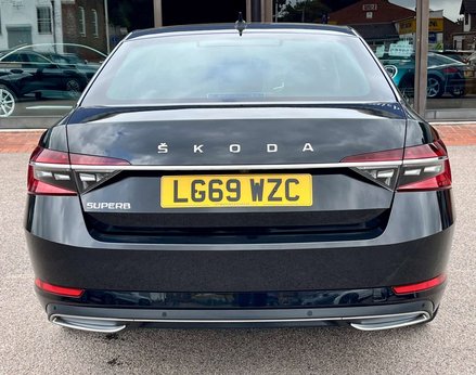 Skoda Superb 2.0 Superb Laurin & Klement Enterprise TSi Semi-Auto 5dr 6
