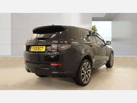 Land Rover Discovery Sport 2.0 Discovery Sport R-Dynamic SE D MHEV Auto 4WD 5dr 4