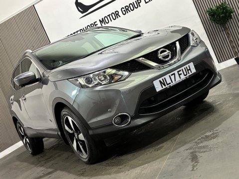 Nissan Qashqai 1.2 DIG-T N-Connecta 2WD Euro 6 (s/s) 5dr 14