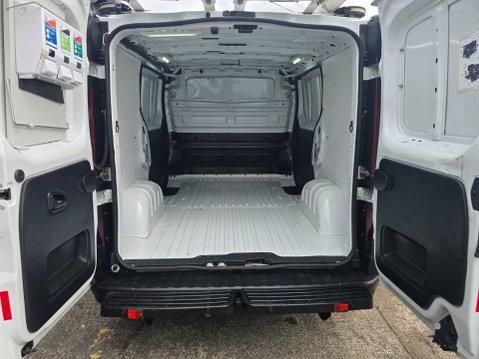 Vauxhall Vivaro L1H1 2900 CDTI S/S 7