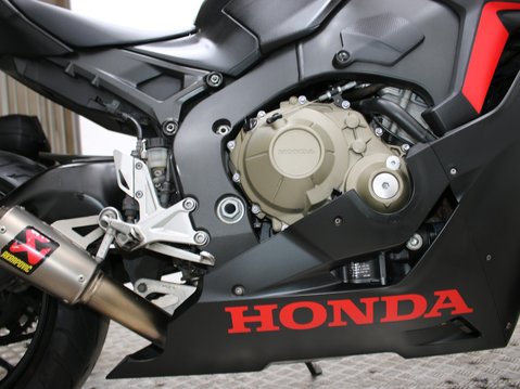 Honda CBR1000RR Fireblade CBR 1000 RR FIREBLADE ABS RA-J 17