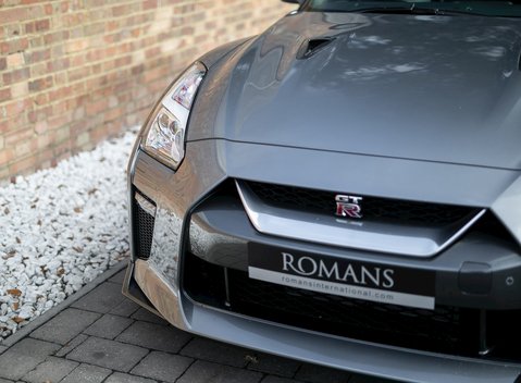 Nissan GT-R Prestige 22
