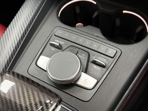 Audi S4 3.0 TFSI V6 Saloon 4dr Petrol Tiptronic quattro Euro 6 (s/s) (354 ps) 42
