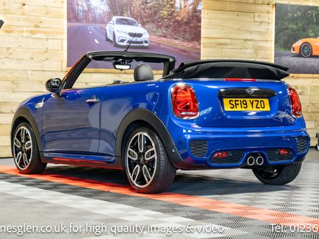 Mini Convertible 2.0 Cooper S 2dr 6