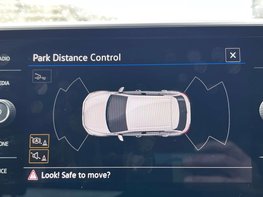 Volkswagen T-Roc 1.5 T-Roc R-Line TSI Semi-Auto 5dr 30