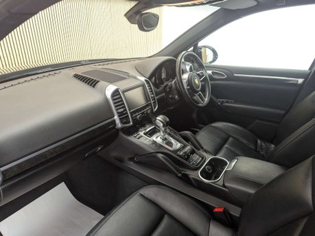 Porsche Cayenne 3.0 Cayenne V6 D Tiptronic S 4WD 5dr 34
