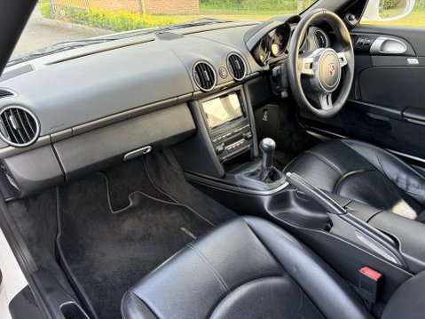 Porsche Cayman 24V 17