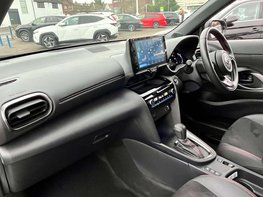 Toyota Yaris Cross 1.5 Yaris Cross GR Sport HEV Auto 5dr 17