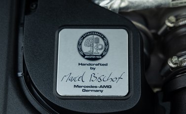 Mercedes-Benz C Class AMG C 63 ESTATE 36