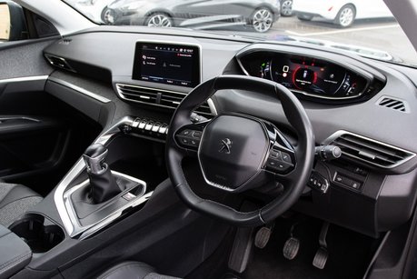 Peugeot 3008 PURETECH S/S ALLURE