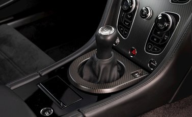 Aston Martin Vantage GT8 19