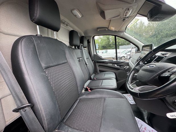 Ford Transit Custom LWB L2H1 Low Roof Sport 280 Air Con Alloys Sensors Cam Tow Bar EURO 6 15