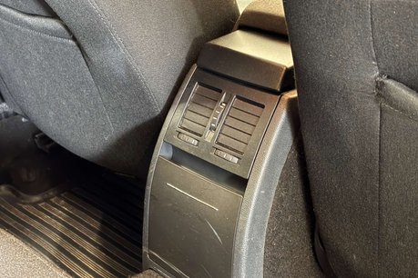 Skoda Octavia 1.4 TSI Elegance Hatchback 5dr Petrol DSG Euro 4 (122 ps) 38