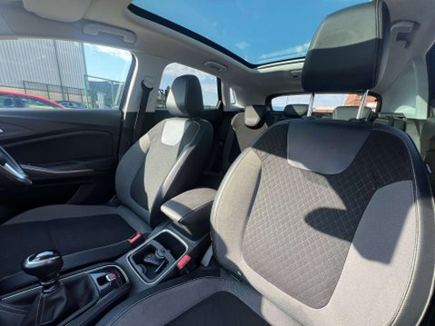 Vauxhall Grandland X 1.2 Grandland X Sport Nav T S/S 5dr *NATIONAL DELIVERY* 40