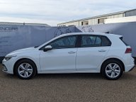Volkswagen Golf LIFE TSI 4