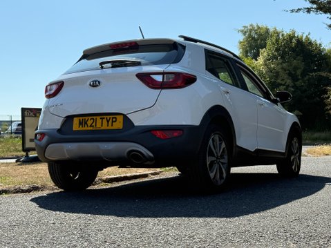 Kia Stonic 2 **10,841 MILES** 39